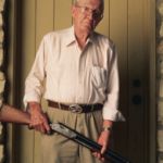 Z cyklu broń ratuje życie: 67 letni mężczyzna użył strzelby aby ratować wnuczkę przed bandytami