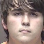 USA, Teksas, Santa Fe – 17-letni uczeń zastrzelił w szkole – strefie wolnej od broni (gun free zone) – 10 osób