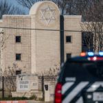 Atak na synagogę w Teksasie. Napastnik był znany służbom.